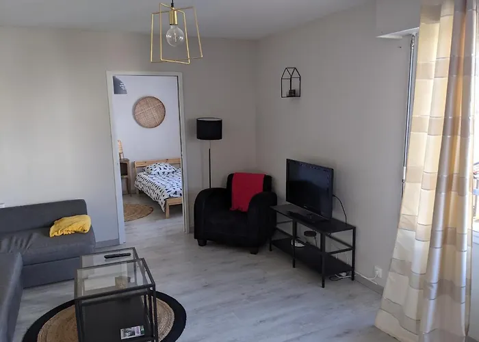 T3 A Merignac, Cosy Et Bien Decore *